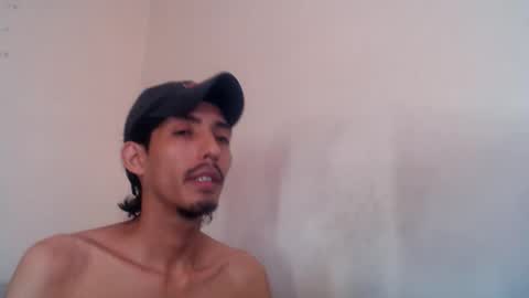 Snapshot of snackontime19 chatting on 06/10/26, 09:25 snackontime19 online show from 06/10/26, 09:25