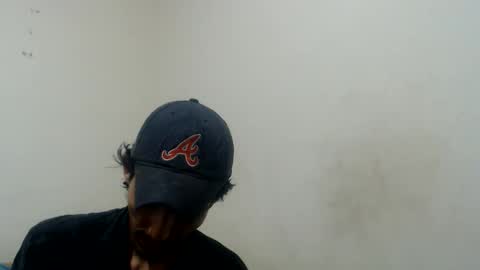 Snapshot of snackontime19 chatting on 06/11/26, 03:37 snackontime19 online show from 06/11/26, 03:37