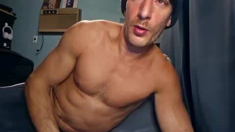 Snackyyyy online show from 04/11/26, 12:26