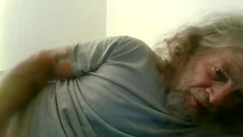 Snapshot of snap2play chatting on 09/22/25, 02:13 snap2play online show from 09/22/25, 02:13