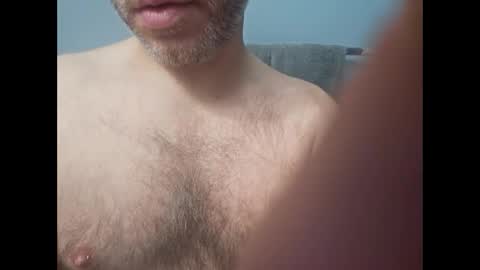 Snapshot of snarkyboy7 chatting on 04/01/26, 10:05 snarkyboy7 online show from 04/01/26, 10:05