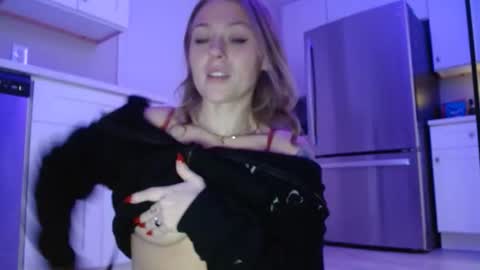 Snapshot of sneakyalicek chatting on 02/24/26, 06:06 sneakyalicek online show from 02/24/26, 06:06