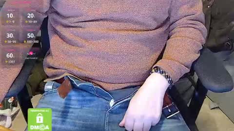 Snapshot of sneakybill82 chatting on 02/21/25, 04:16 Sneakybill online show from 02/21/25, 04:16