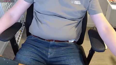 Sneakybill online show from 01/13/26, 07:24