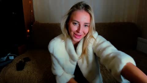 Sneja online show from 12/14/24, 06:46