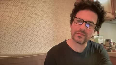 Snapshot of snfrisco76 chatting on 11/11/25, 06:57 snfrisco76 online show from 11/11/25, 06:57