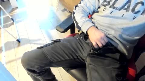 snip1977 online show from 01/22/25, 02:14