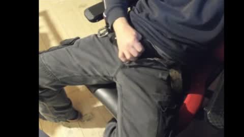 snip1977 online show from 02/24/25, 05:43