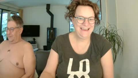 Snoeske and Woodwurm online show from 01/05/25, 08:32