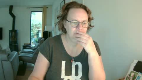 Snoeske and Woodwurm online show from 03/07/25, 06:13