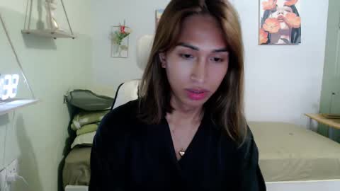 Snapshot of snow_2000 chatting on 01/26/25, 07:21 snow_2000 online show from 01/26/25, 07:21