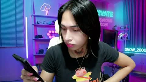snow_2000 online show from 06/27/26, 01:43