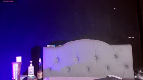 IG     OF red moonn online show from 06/25/26, 04:56