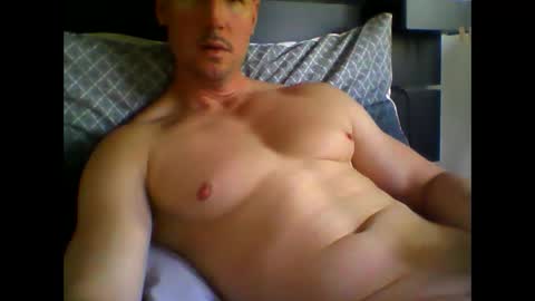 snow_ride69 online show from 05/26/26, 03:41