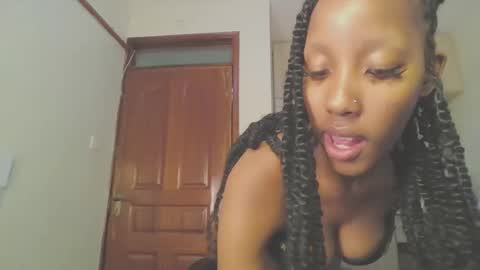 snowfox254 online show from 03/13/26, 06:47