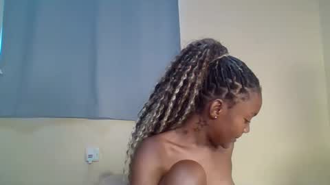 Snowie eyes online show from 01/09/26, 12:52