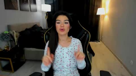 snowingwinter online show from 09/24/25, 11:35