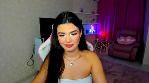 snowingwinter online show from 11/08/25, 12:27