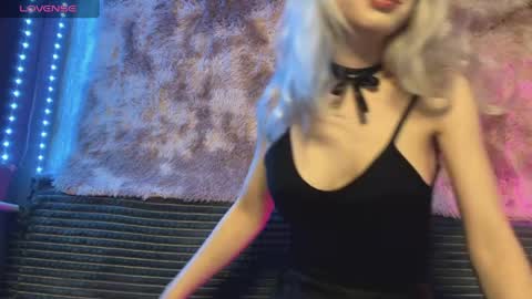 snowy_alice online show from 04/10/26, 04:55