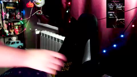 so cute777 online show from 12/17/25, 06:58