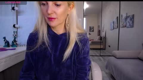 Monna online show from 10/02/25, 12:34