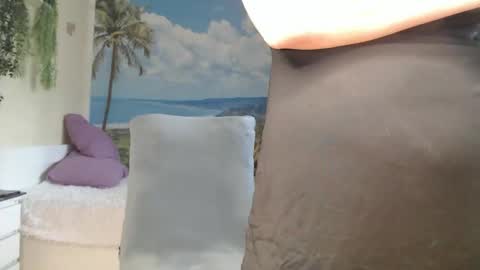 Snapshot of soaring_love chatting on 04/27/26, 05:16 Masha online show from 04/27/26, 05:16