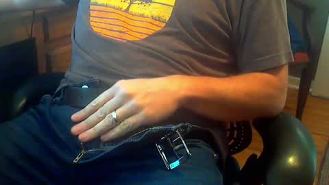 socksandasmile69 online show from 10/17/25, 03:25
