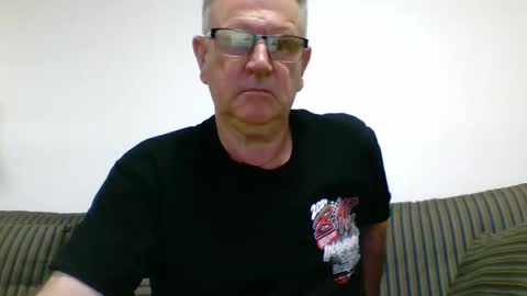 Snapshot of sofar06 chatting on 12/07/24, 12:13 sofar06 online show from 12/07/24, 12:13