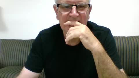 Snapshot of sofar06 chatting on 01/12/25, 09:30 sofar06 online show from 01/12/25, 09:30