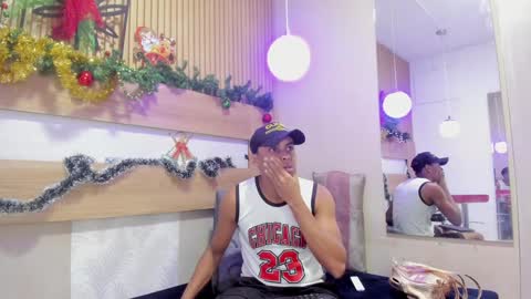 Soffia bless online show from 01/03/25, 01:14