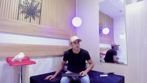 Soffia bless online show from 01/10/25, 01:20