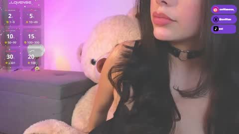 Snapshot of soffimoon_ chatting on 12/06/24, 07:43 IG Soffimoon   I THANK YOU FOR LEAVING YOUR FOLLOW online show from 12/06/24, 07:43