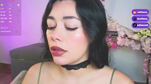 Snapshot of soffimoon_ chatting on 09/17/25, 02:13 IG Soffimoon   I THANK YOU FOR LEAVING YOUR FOLLOW online show from 09/17/25, 02:13