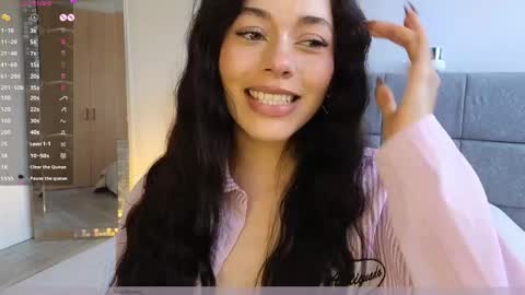 IG Soffimoon   I THANK YOU FOR LEAVING YOUR FOLLOW online show from 05/19/26, 08:37