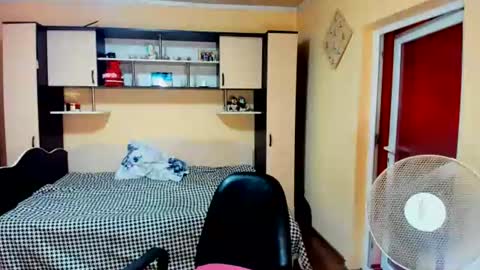 Soffy online show from 07/18/26, 05:44
