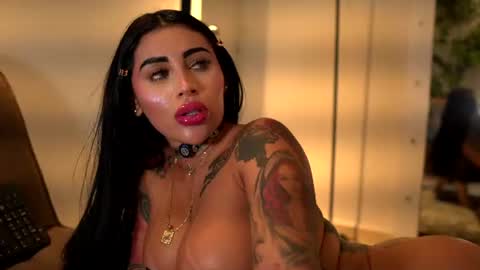sofhia cruz online show from 07/23/26, 10:08