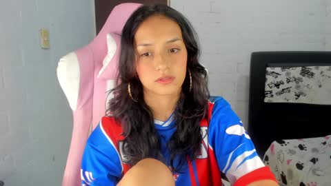 Snapshot of sofi1608 chatting on 01/19/25, 03:42 sofia online show from 01/19/25, 03:42