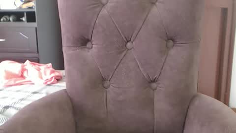 Snapshot of sofi995971 chatting on 05/14/26, 04:14 Sofa Castellanos online show from 05/14/26, 04:14