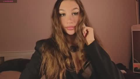 Sofi online show from 04/24/26, 08:33