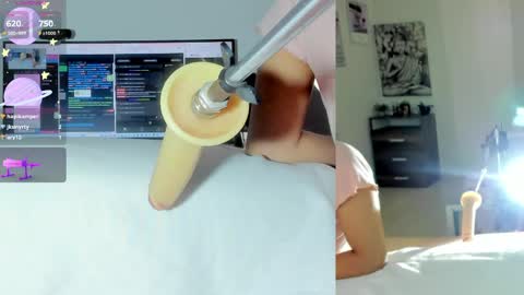 Snapshot of sofi__velez_ chatting on 05/05/26, 06:38 Sofi online show from 05/05/26, 06:38