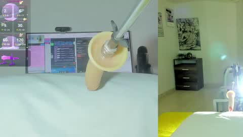 Snapshot of sofi__velez_ chatting on 05/23/26, 05:17 Sofi online show from 05/23/26, 05:17