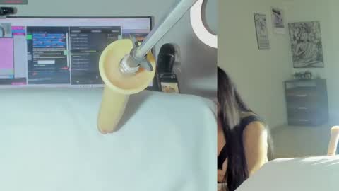 Snapshot of sofi__velez_ chatting on 06/04/26, 06:58 Sofi online show from 06/04/26, 06:58
