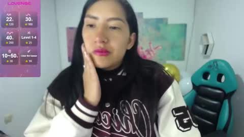 Snapshot of sofi_hot_4m chatting on 02/19/26, 09:38 Sofi online show from 02/19/26, 09:38