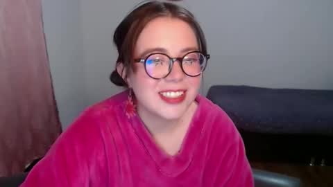 Snapshot of sofi_lynch chatting on 12/05/25, 06:22 Sofi Lynch online show from 12/05/25, 06:22