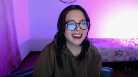 Snapshot of sofi_lynch chatting on 01/18/26, 05:00 Sofi Lynch online show from 01/18/26, 05:00