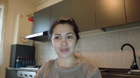 sofi moon26 online show from 02/09/26, 12:09