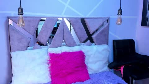 Sofi Noa online show from 09/09/25, 11:43