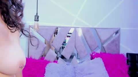 Sofi Noa online show from 09/24/25, 11:35