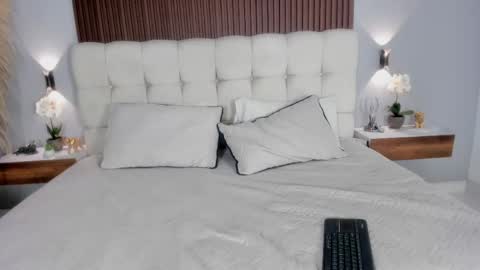 Sofia online show from 05/14/26, 11:00