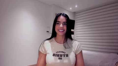 Snapshot of sofi_saenzz chatting on 10/07/25, 12:08 Sofi Saenzz  online show from 10/07/25, 12:08